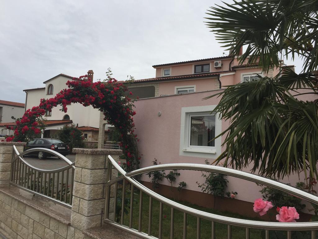 Villa Baldi Tar-Vabriga Ngoại thất bức ảnh
