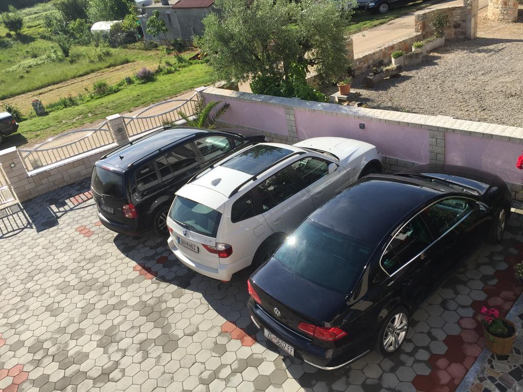 Villa Baldi Tar-Vabriga Ngoại thất bức ảnh