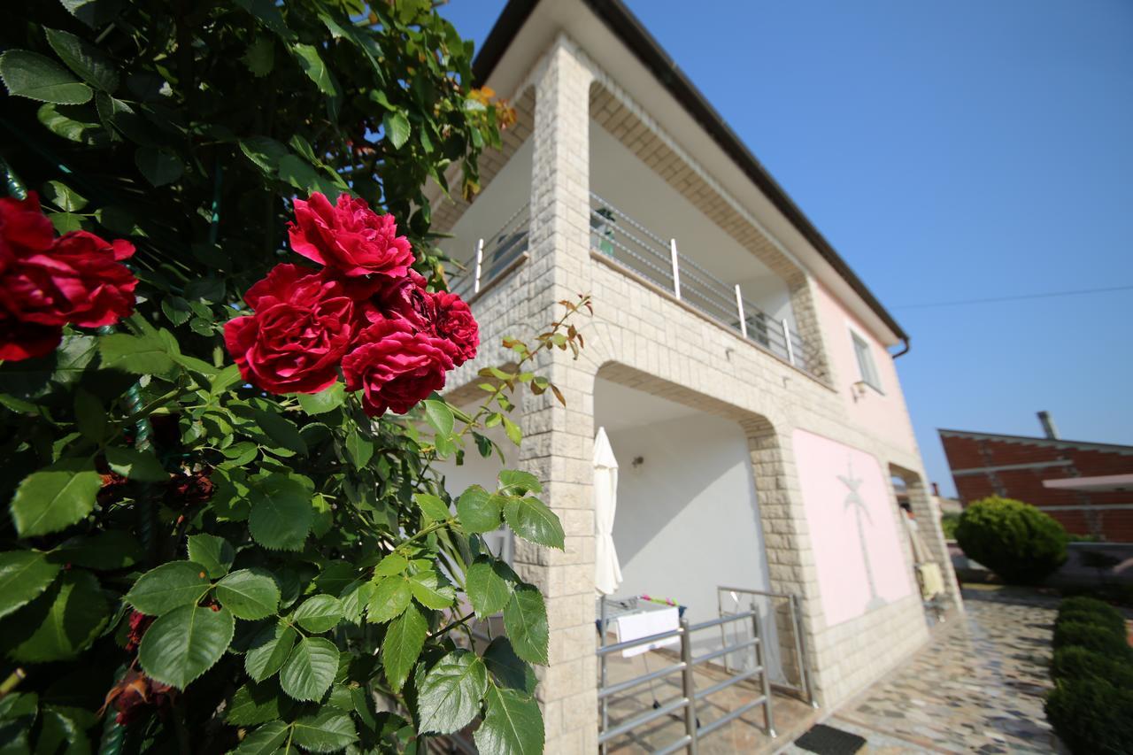 Villa Baldi Tar-Vabriga Ngoại thất bức ảnh