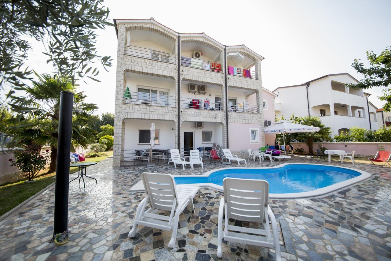 Villa Baldi Tar-Vabriga Ngoại thất bức ảnh